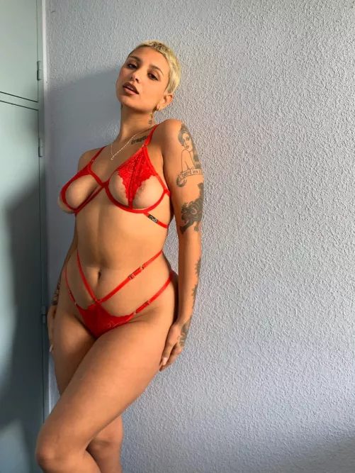 (f)18 just wanted to show you my juicy body