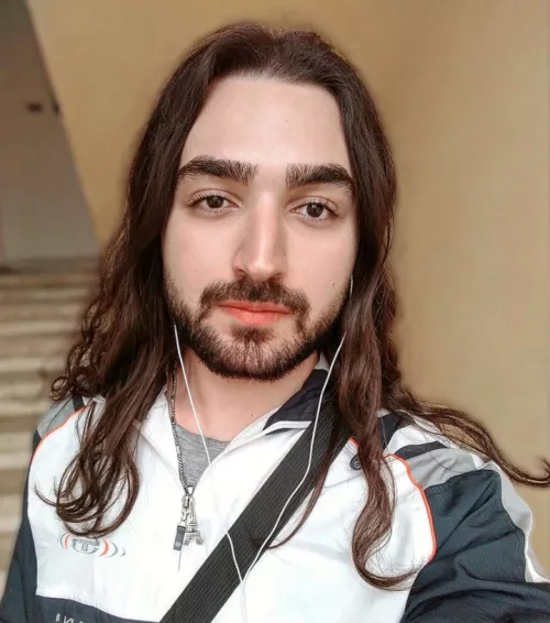 Father, Son, and house of gucci