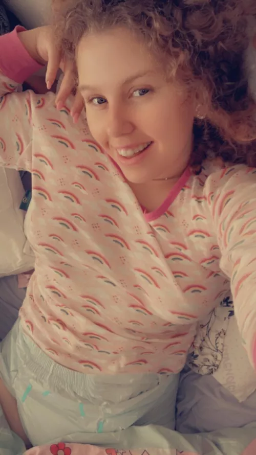 Good morning !! 🤭☀️🌈 this blue trest dip , may or may not be wet 🙈 hehe