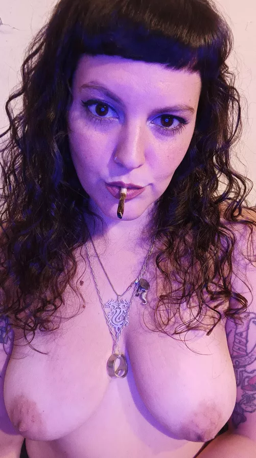 I don't need to touch the sky I just wanna feel that high