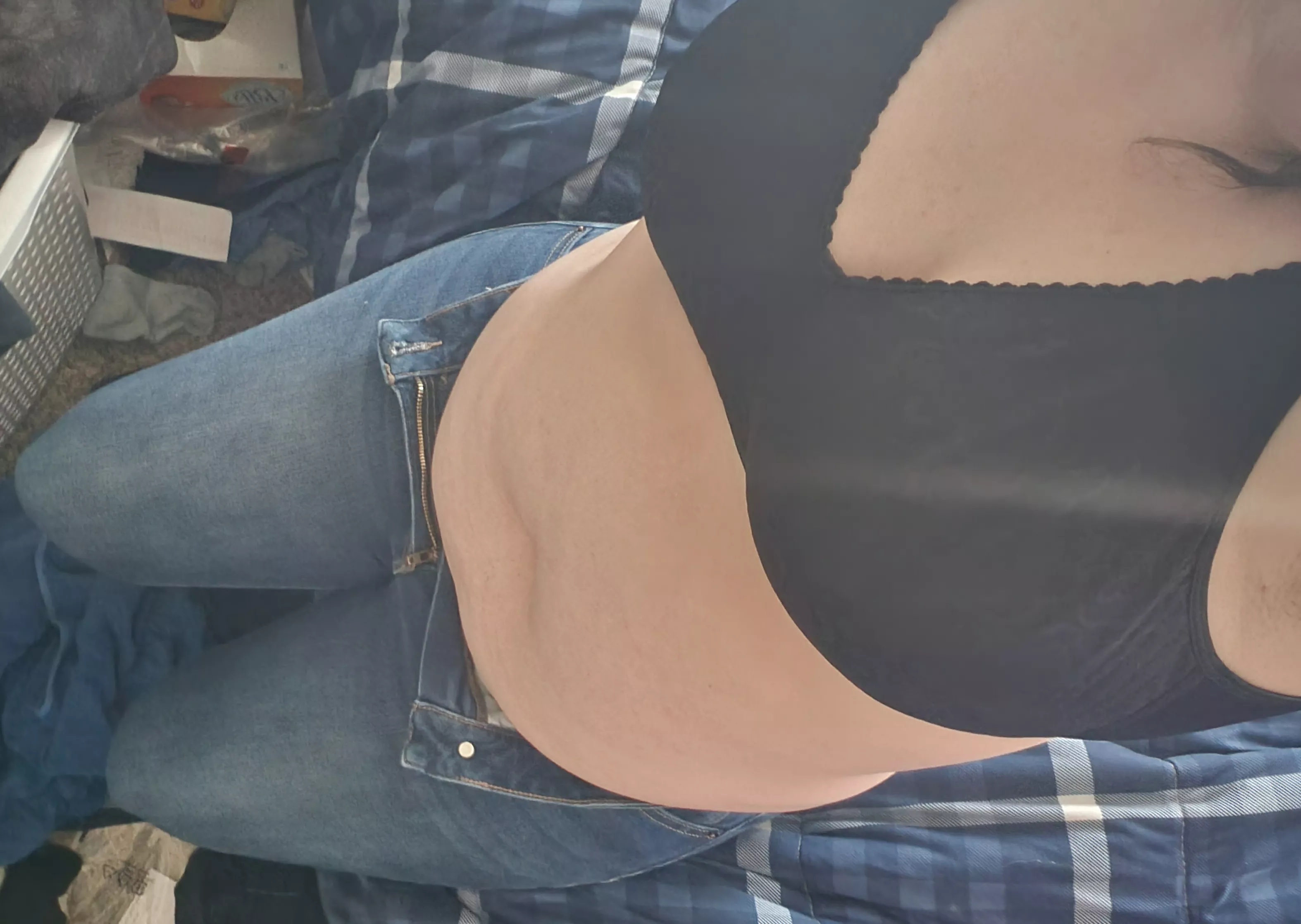 I don't want to wear clothes today