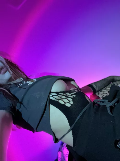 I like jerking off before bed :)