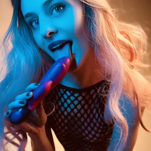 I would love to taste your dick 😇