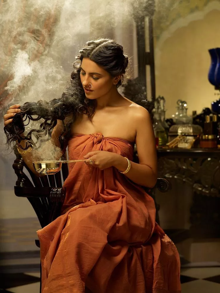 Indian Queen waiting to be owned by her new British Master after her husband was killed by him in a duel to the death for the Kingdom.