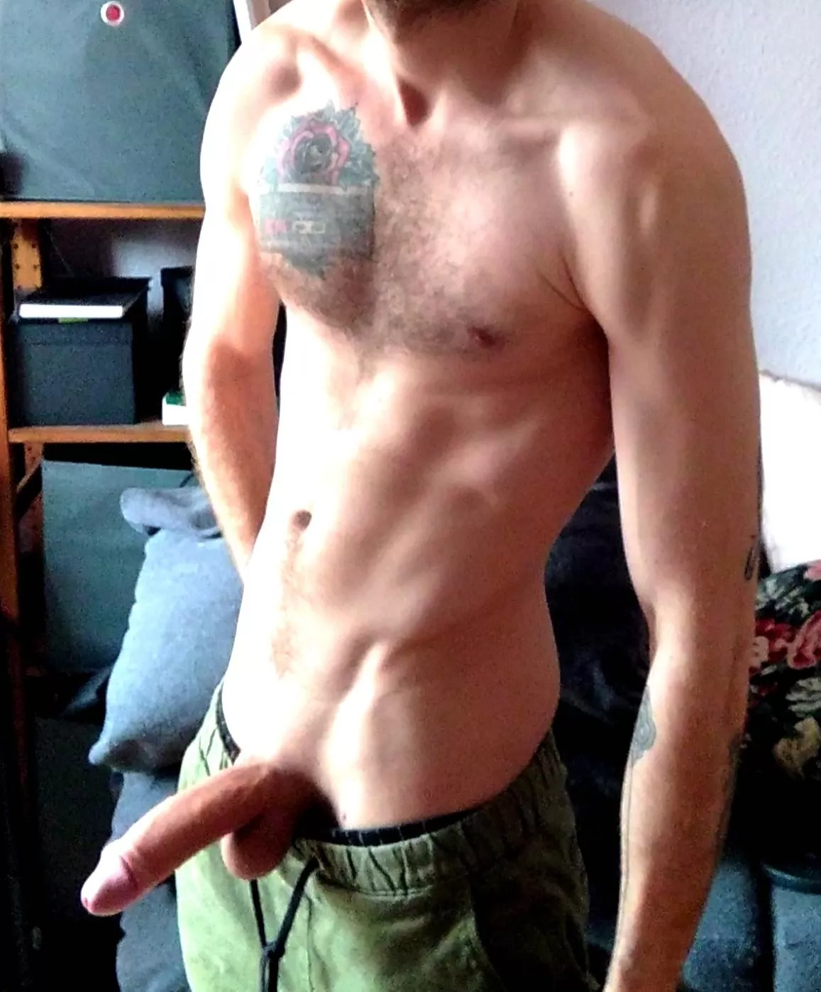 Just for the few people scrolling new :D