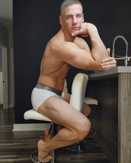 Let me play with you 😈..