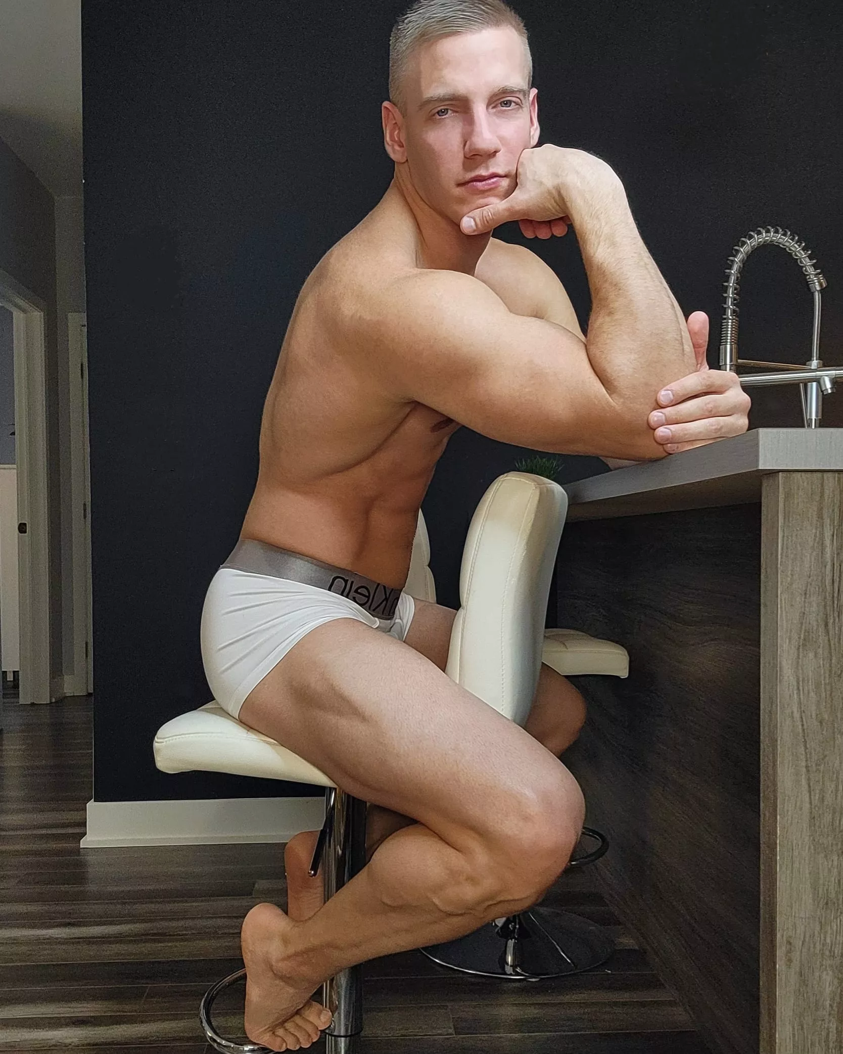 Let me play with you 😈..