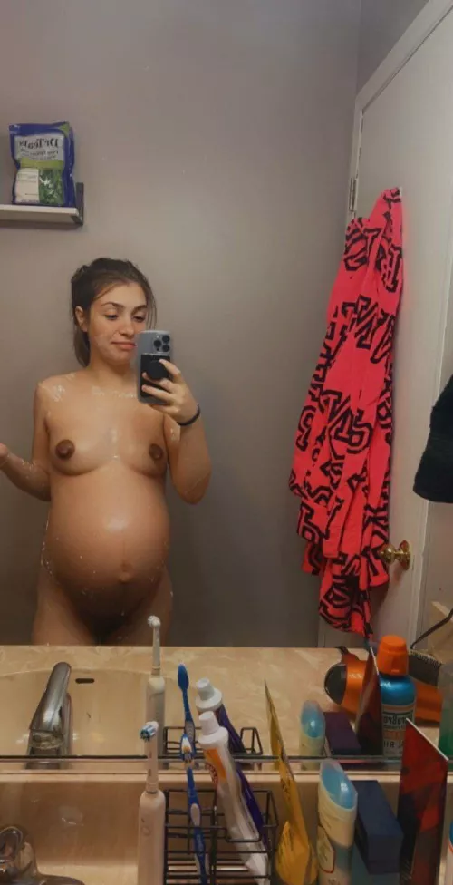 Little Big 🙈 [19, 110lbs, 5'1]]