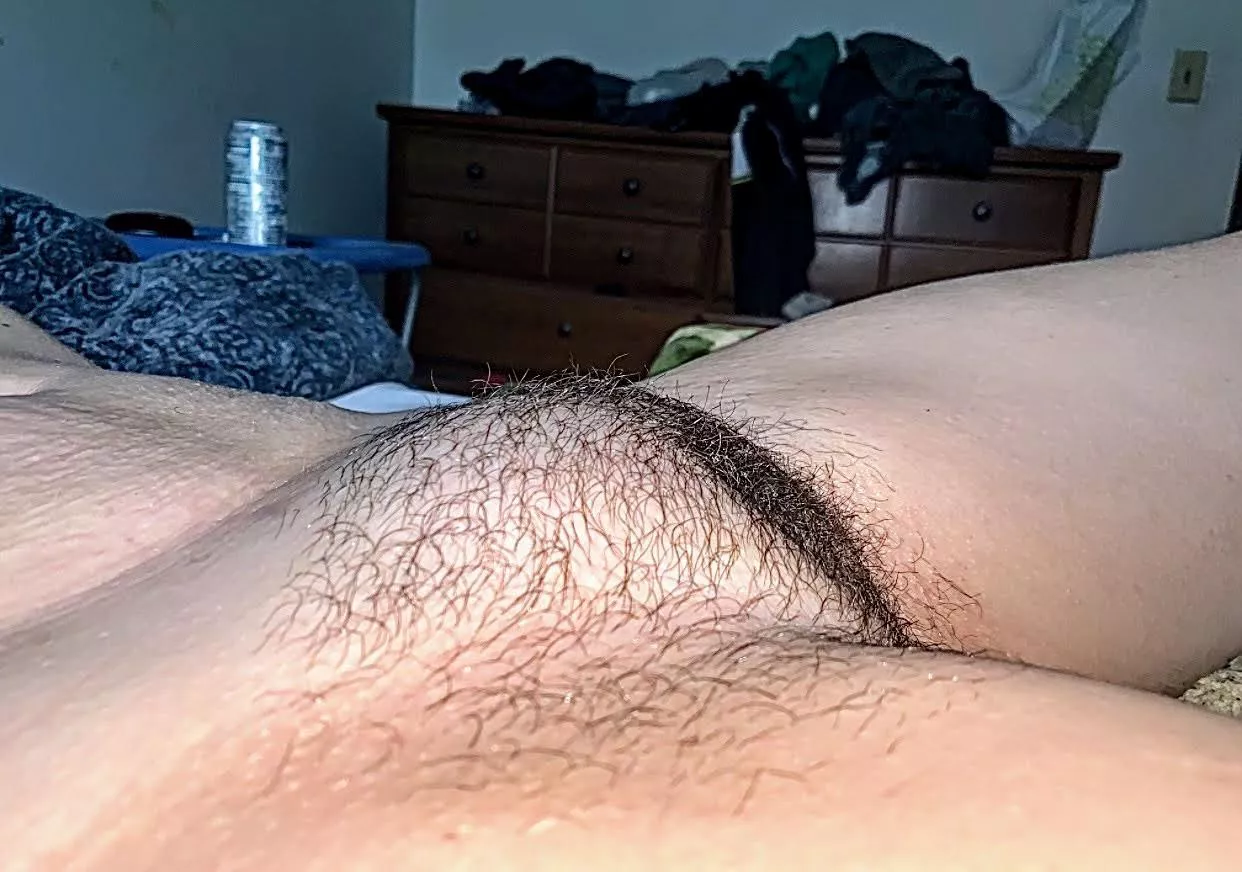 Love when her pubes start to cover her mound