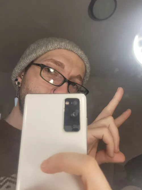 my eyebrows felt really nice today 😅😌