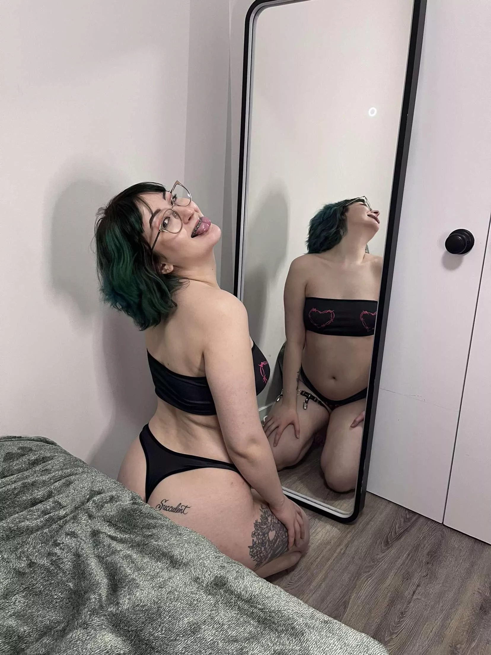 My tongue lives outside of my mouth it’s a problem hahaha