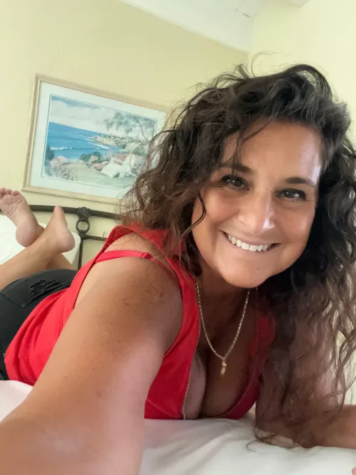 Older women are the best! I'm 52 and I know from personal experience! Enjoy your day!!