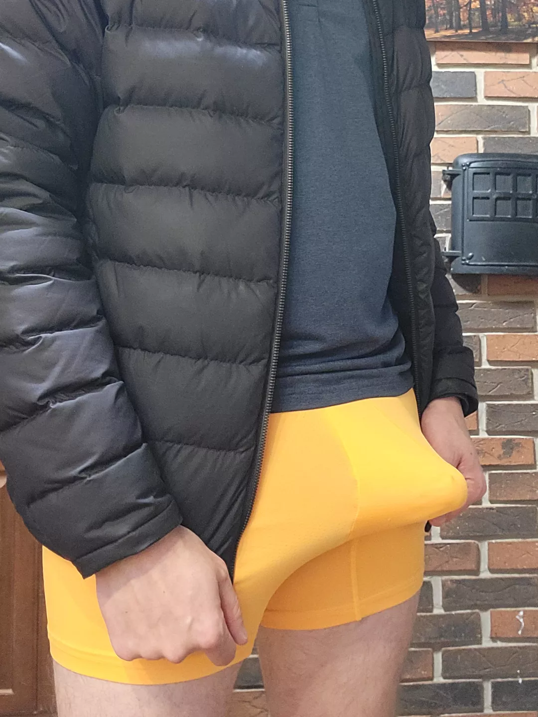 Only kinda noticable.