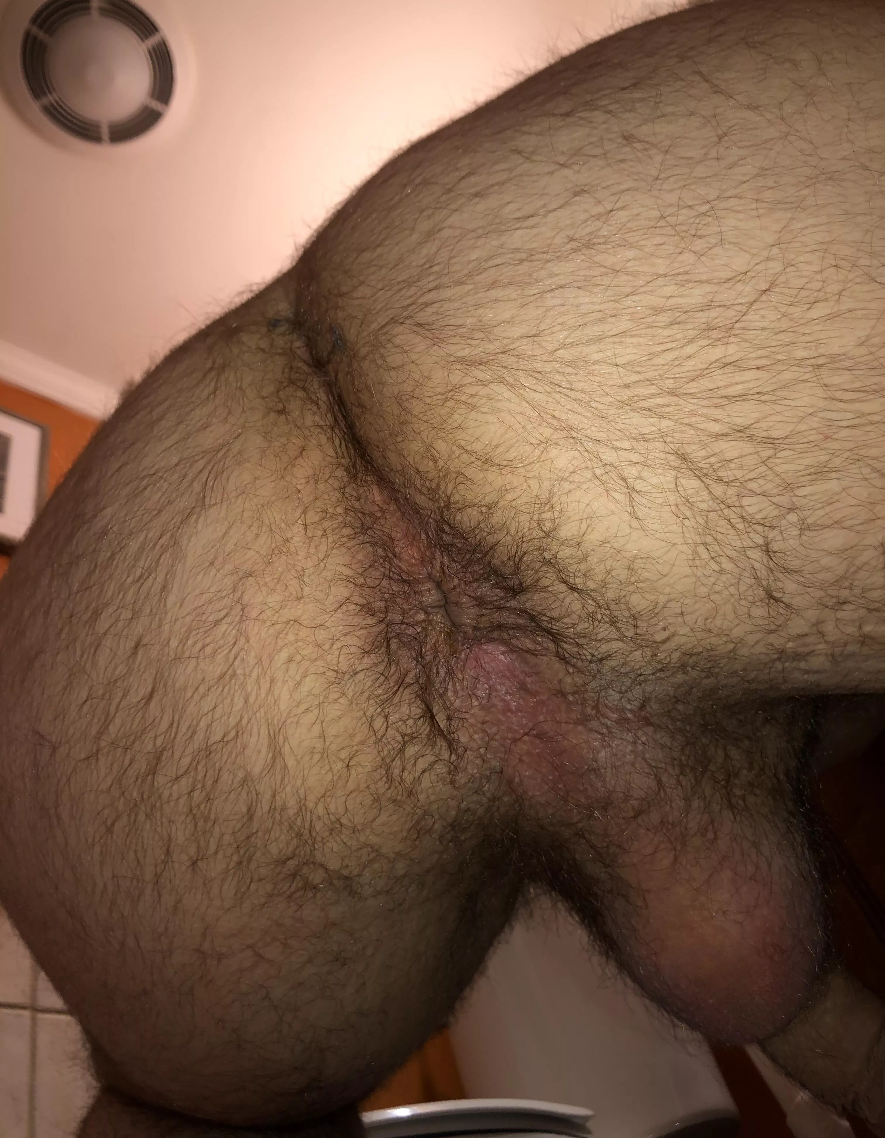 Play with my hairy hole.