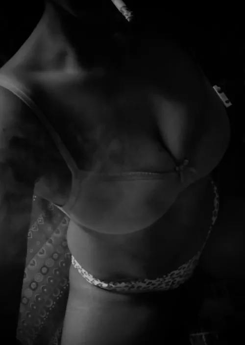 She is the Devil’s favourite (f)