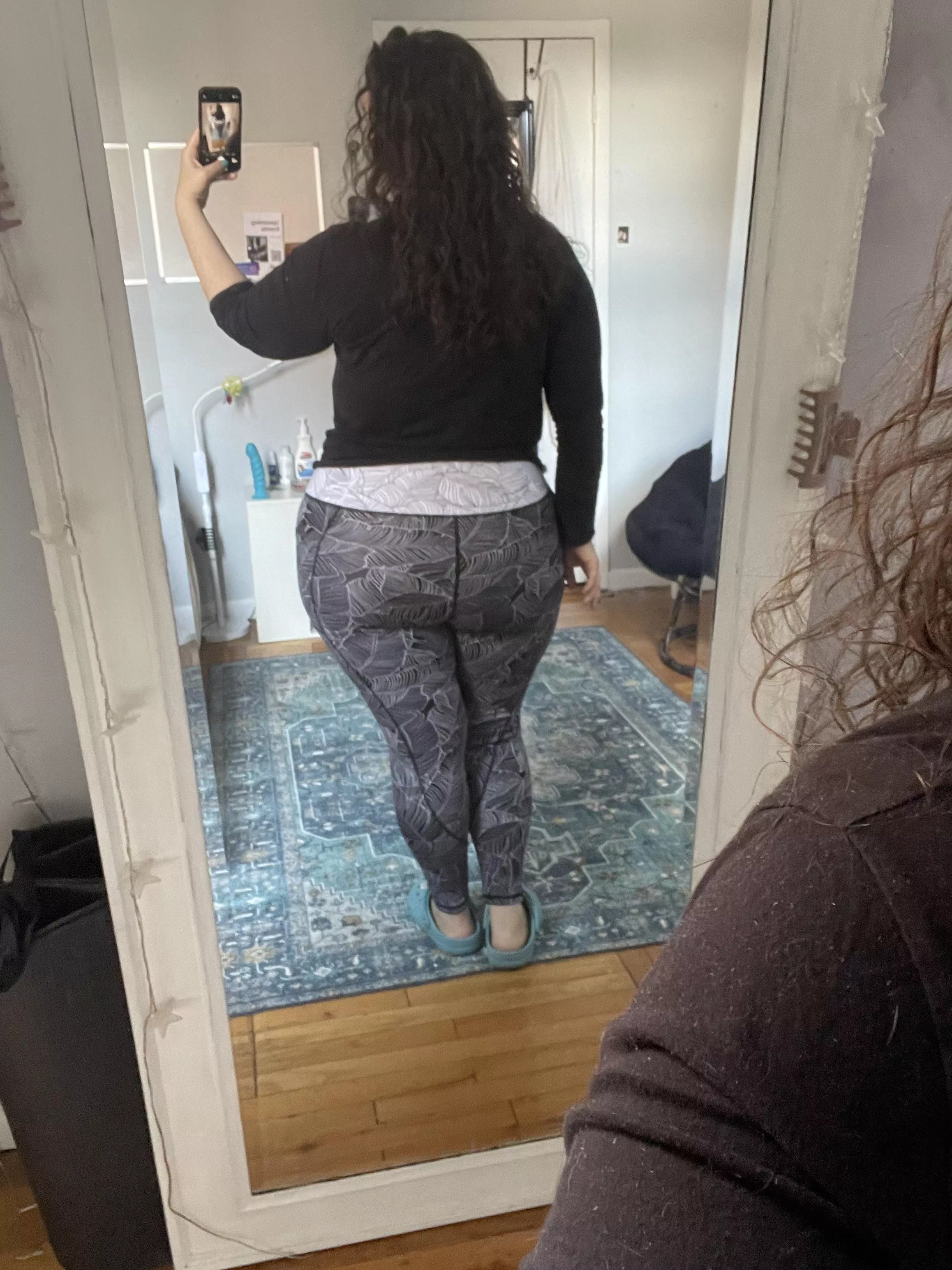 Someone said when I walk in these, it looks like wind blowing through the leaves 🤣