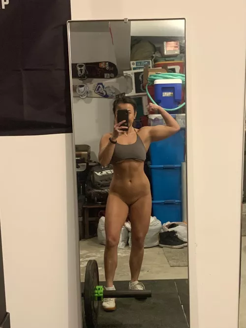 Think you could dominate muscle mommy?🥹😈