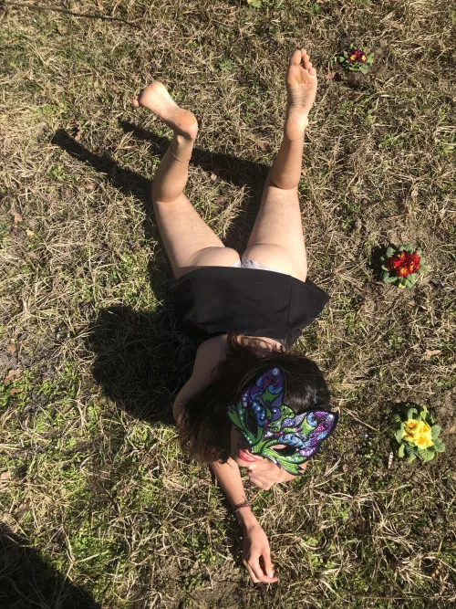 Thought of this new foot pose today, hope you like ...