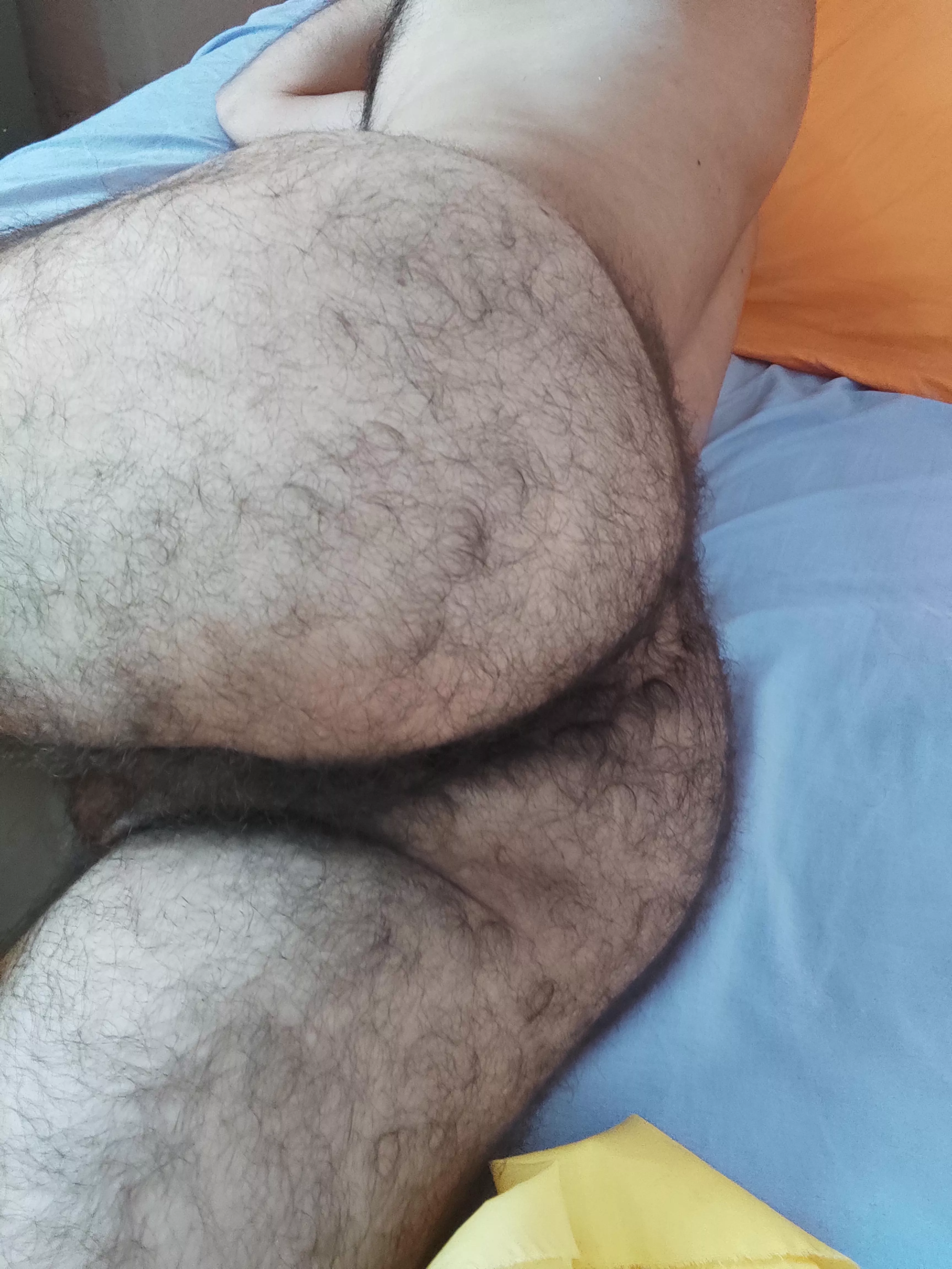 Too hairy! Do you like it? 🤤