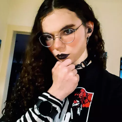 Tried out some goth makeup..