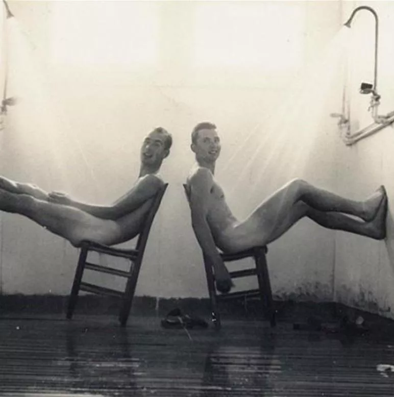 Vintage shower bros