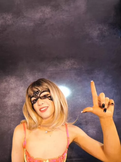 Weak and leaking and hooked to this feeling, Naked on all 4’s and certainly kneeling, Sending it all and I hear no appealing… And why? Because Findom is the only thing that’s ever given you meaning. Approach for Teamviewer and crypto drains, games 