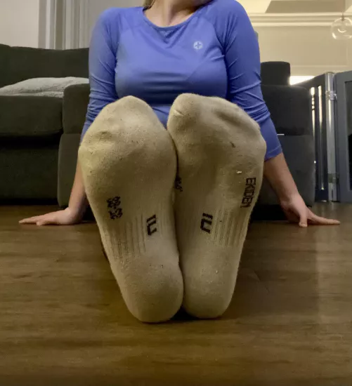 Who wants these filthy soles in their mouth?