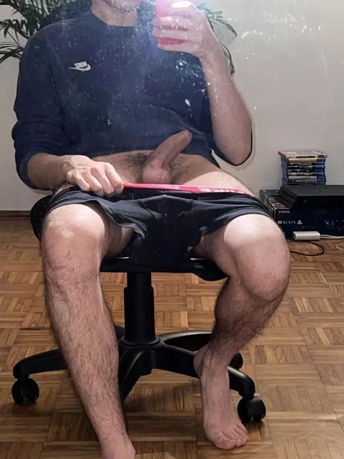 Who wants to suck my cock?