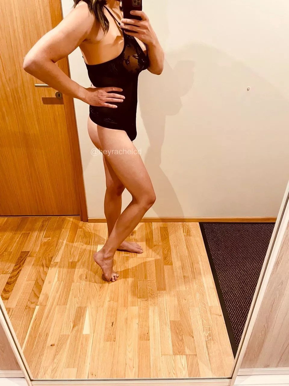 Who would like to take me?😈