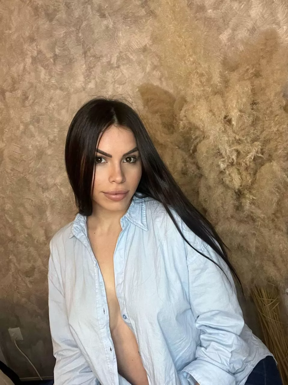 Would you kiss me on the lips? :))))