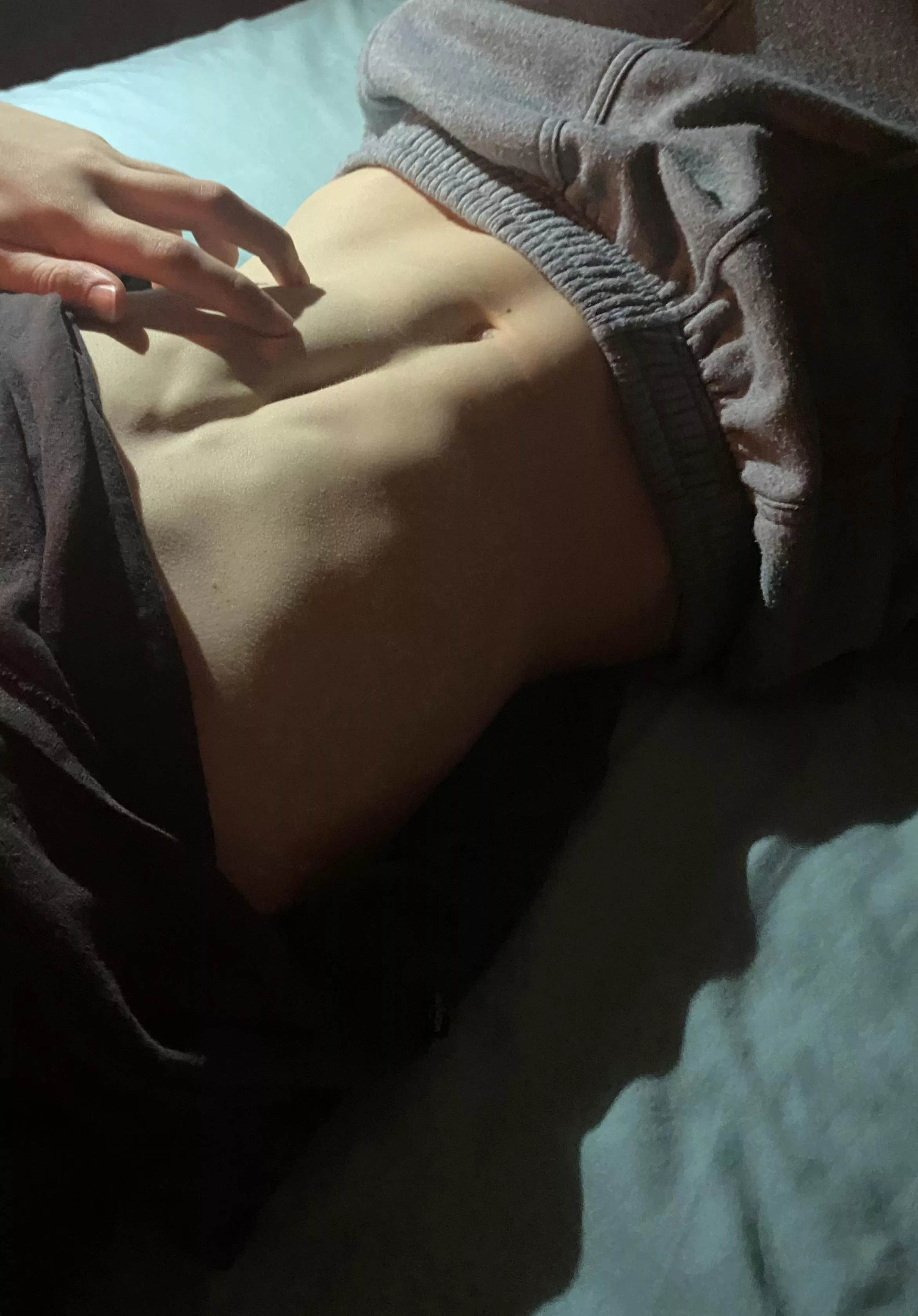 (18) surprise for upvoters 😏