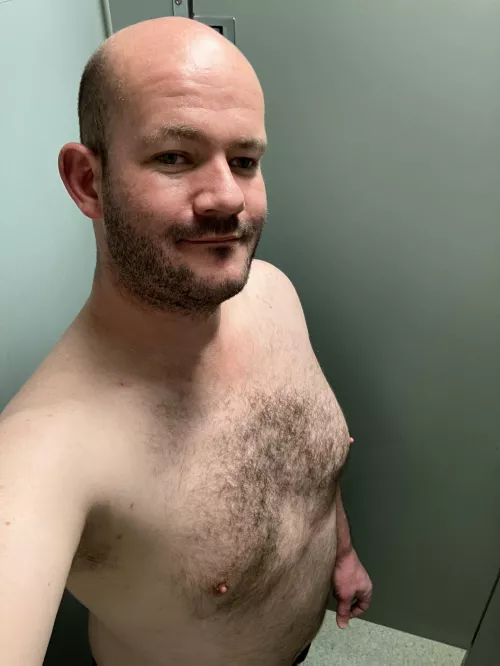 41 just bored at work and feeling frisky.