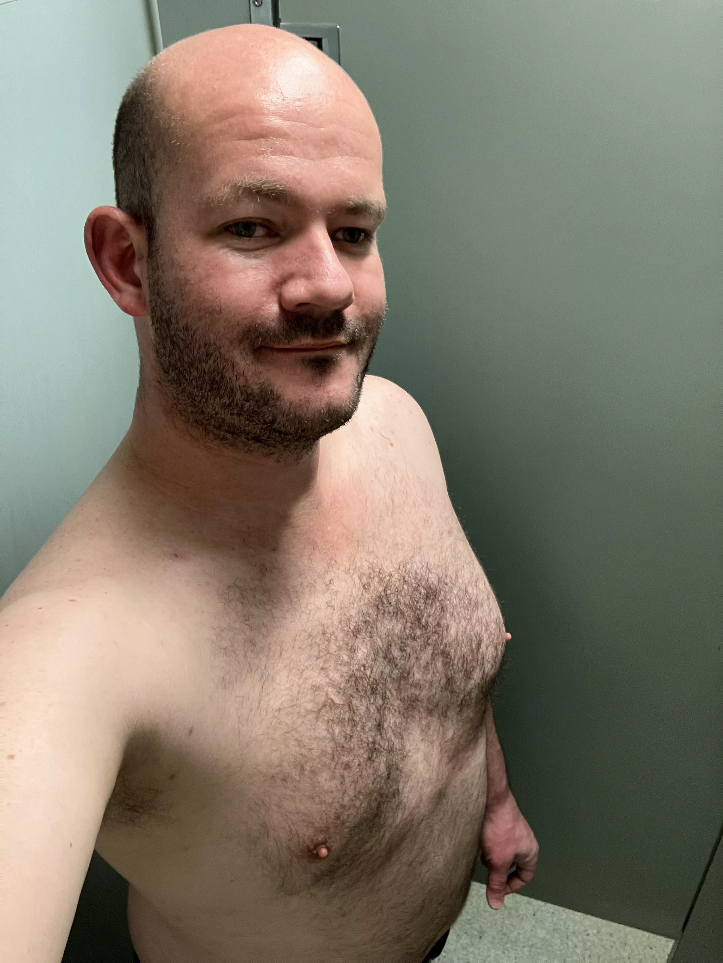 41 just bored at work and feeling frisky.