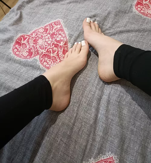 Any white toes lovers?