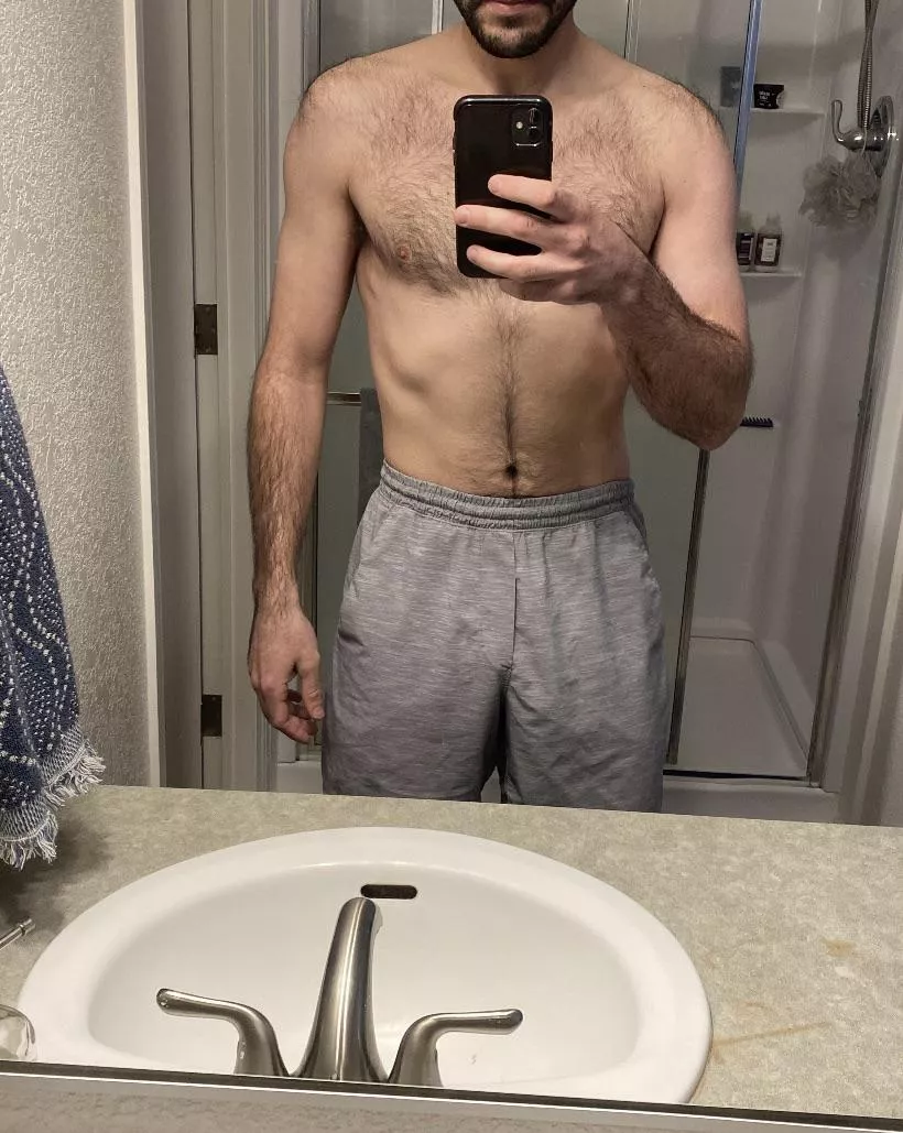 Any women need a spotter? 😈 [m]