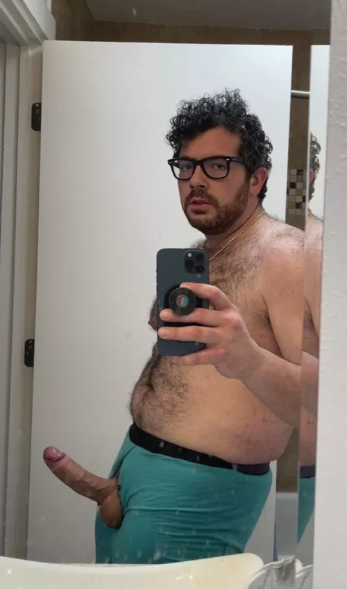 Big fat Italian daddy dick 😈 [30]