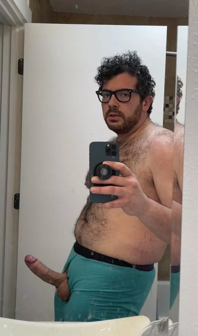 Big fat Italian daddy dick 😈 [30]