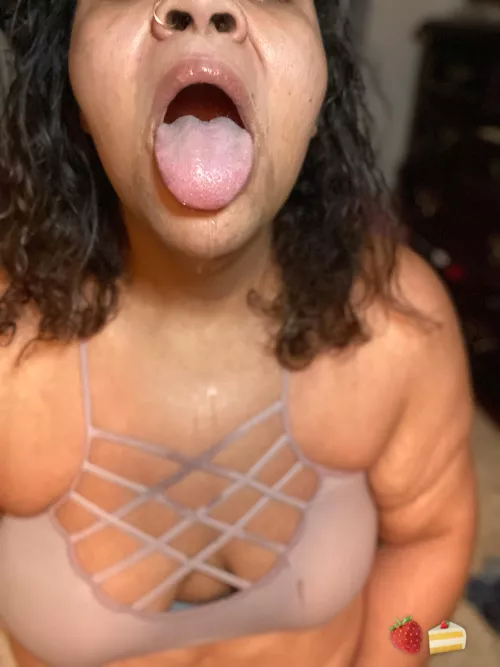 Breakfast please 💧