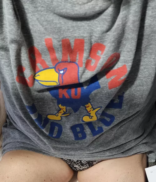 Cheering my Jayhawks ❤️