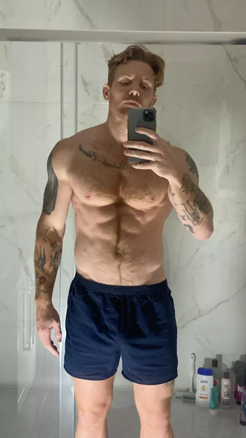 Does this type of boxer shorts show it off enough for you?