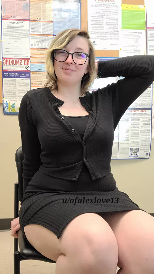 feeling really good in this outfit 🥰