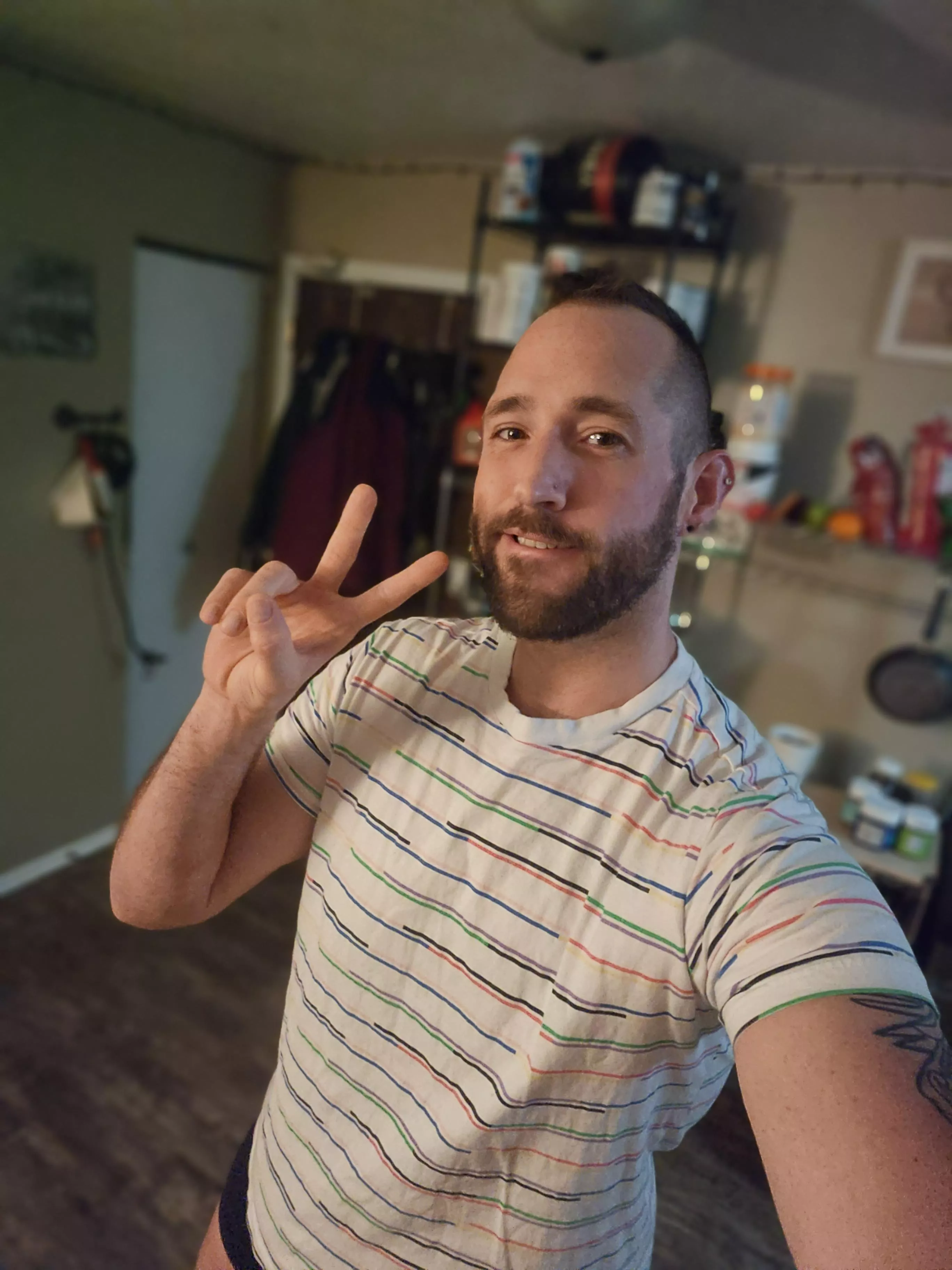 happy Thursday beautiful, only two days left before your weekend. you got this! I know you do!