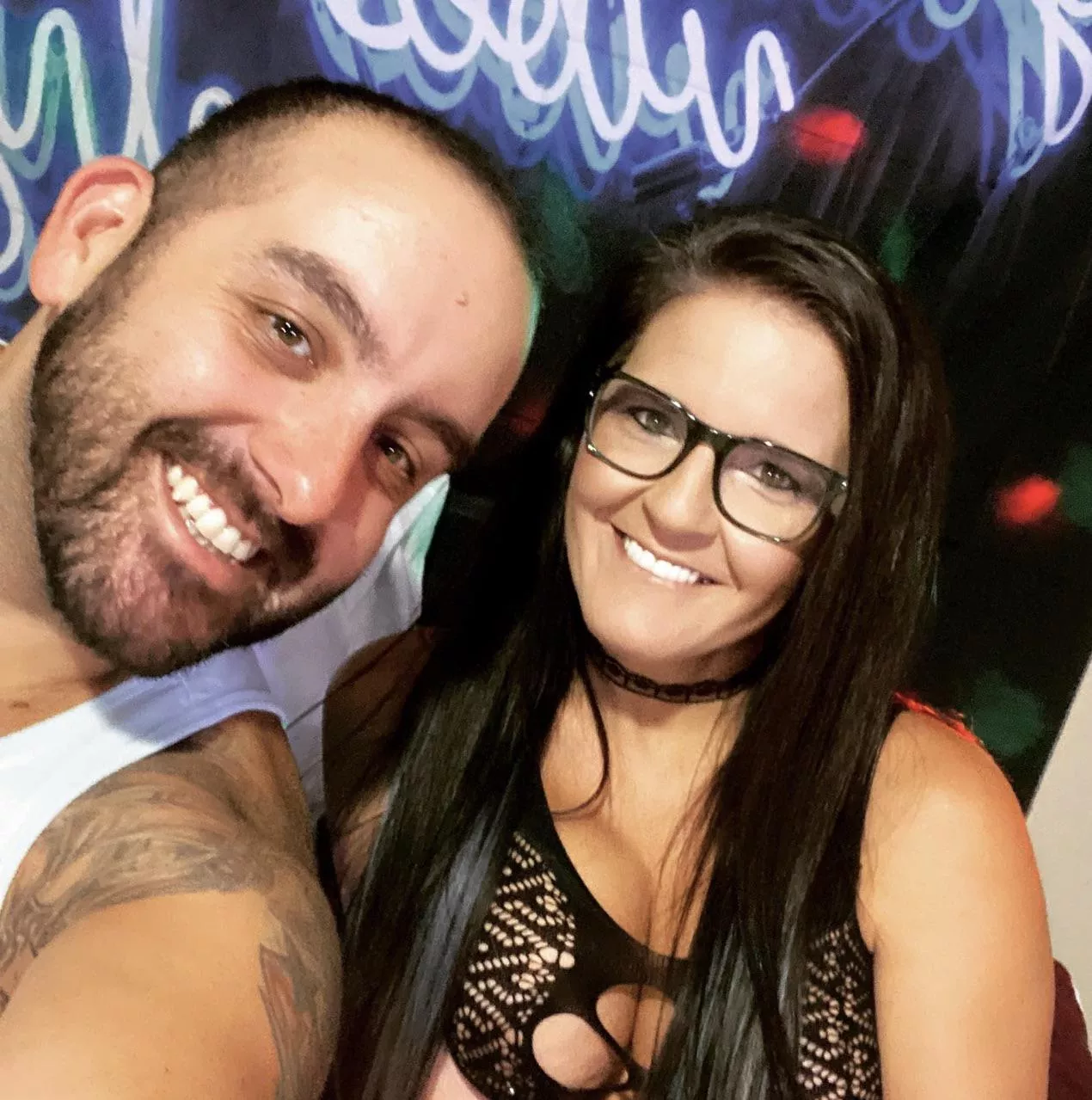 Have him desiring only you and make me watch as he receives more pleasure than I could ever give him. Make me watch him daily through text or together. You’re so good that you’d have him making love to you and i watch as it happens knowing I can’t 