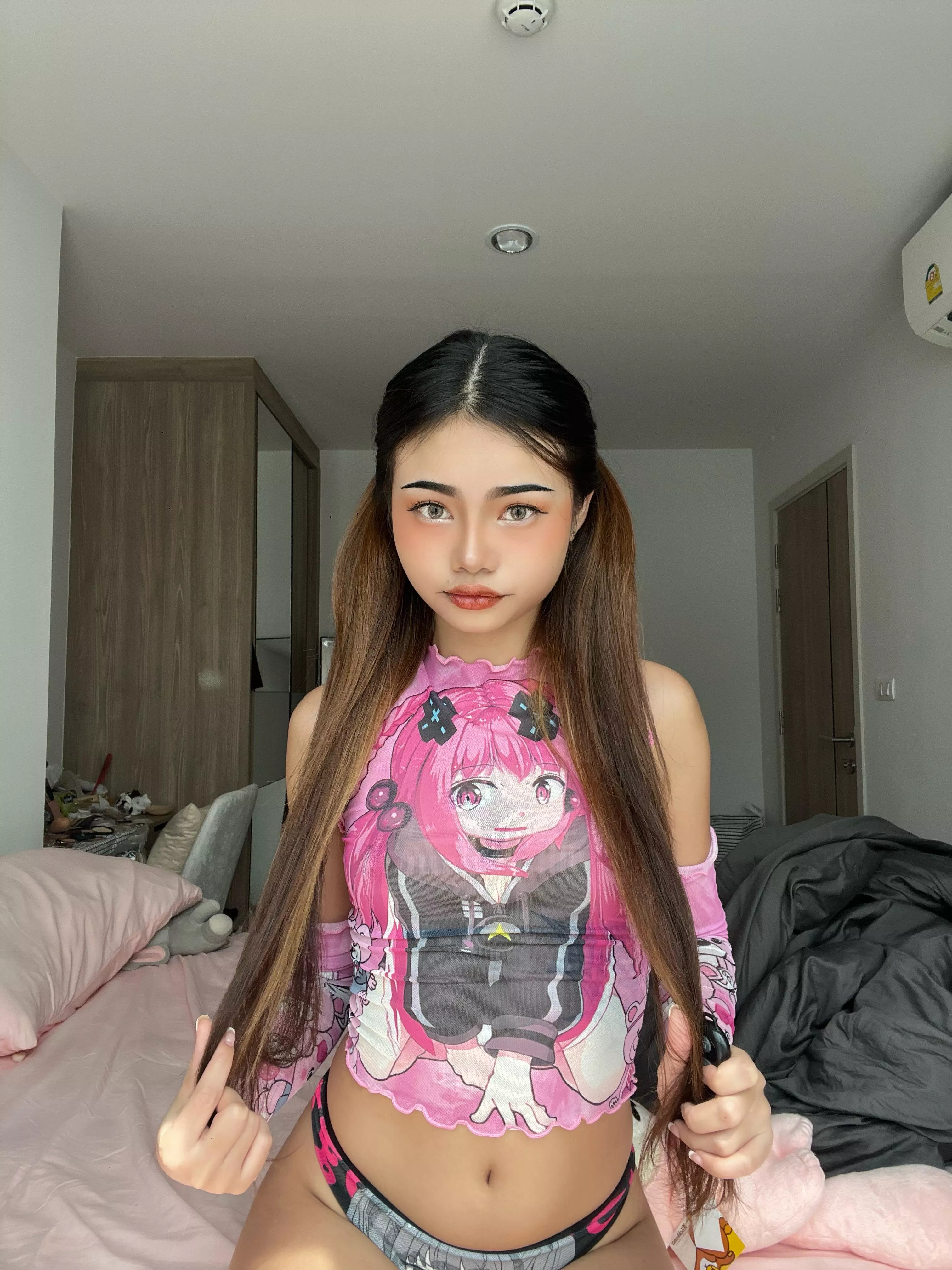 Hold my hair when you use my face