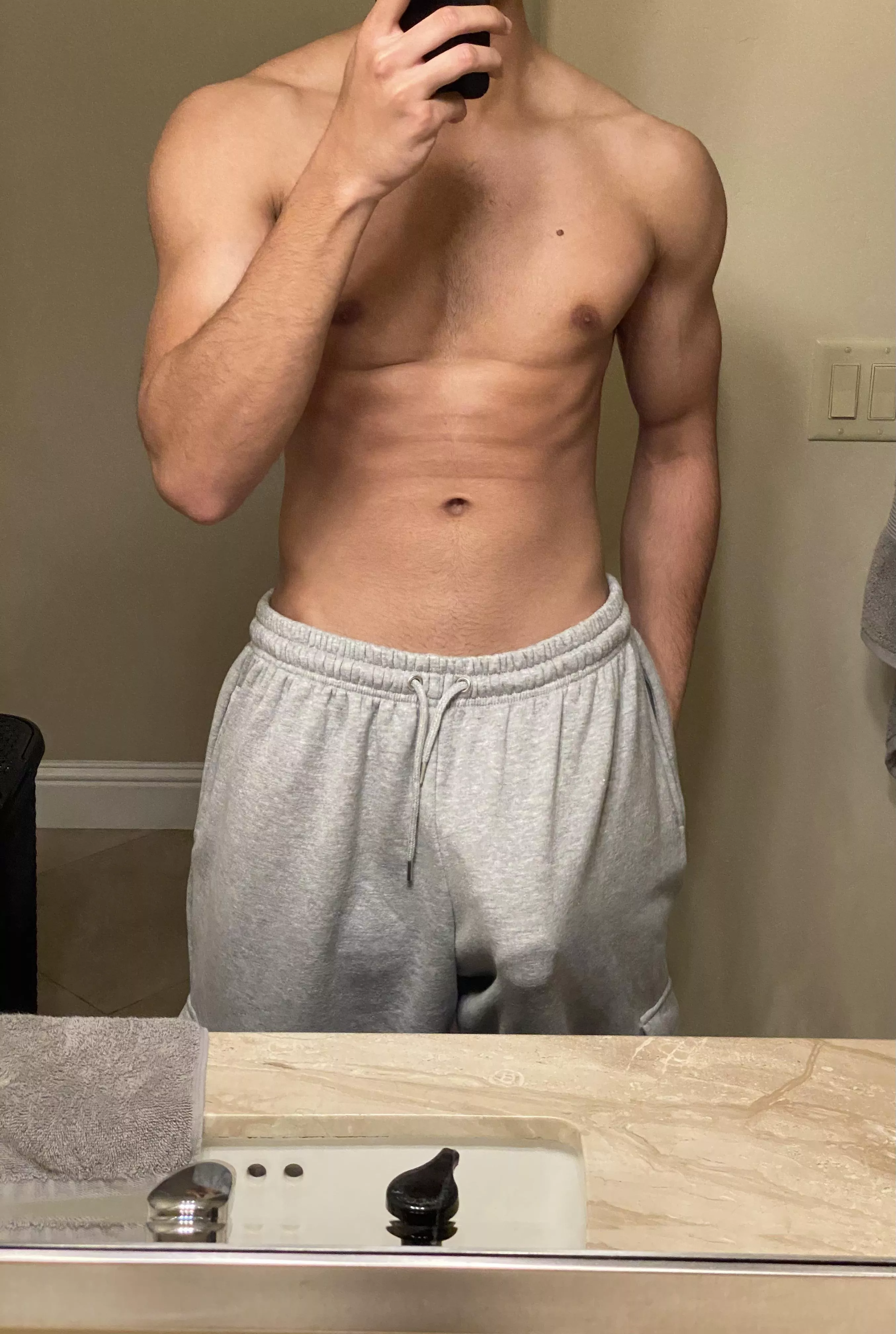 I love the looks I get freeballing in these