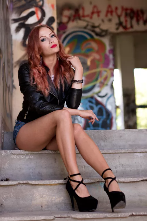 I miss my summer tan :<