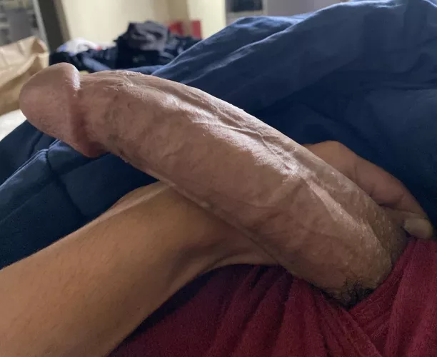 I want my cock sucked so bad