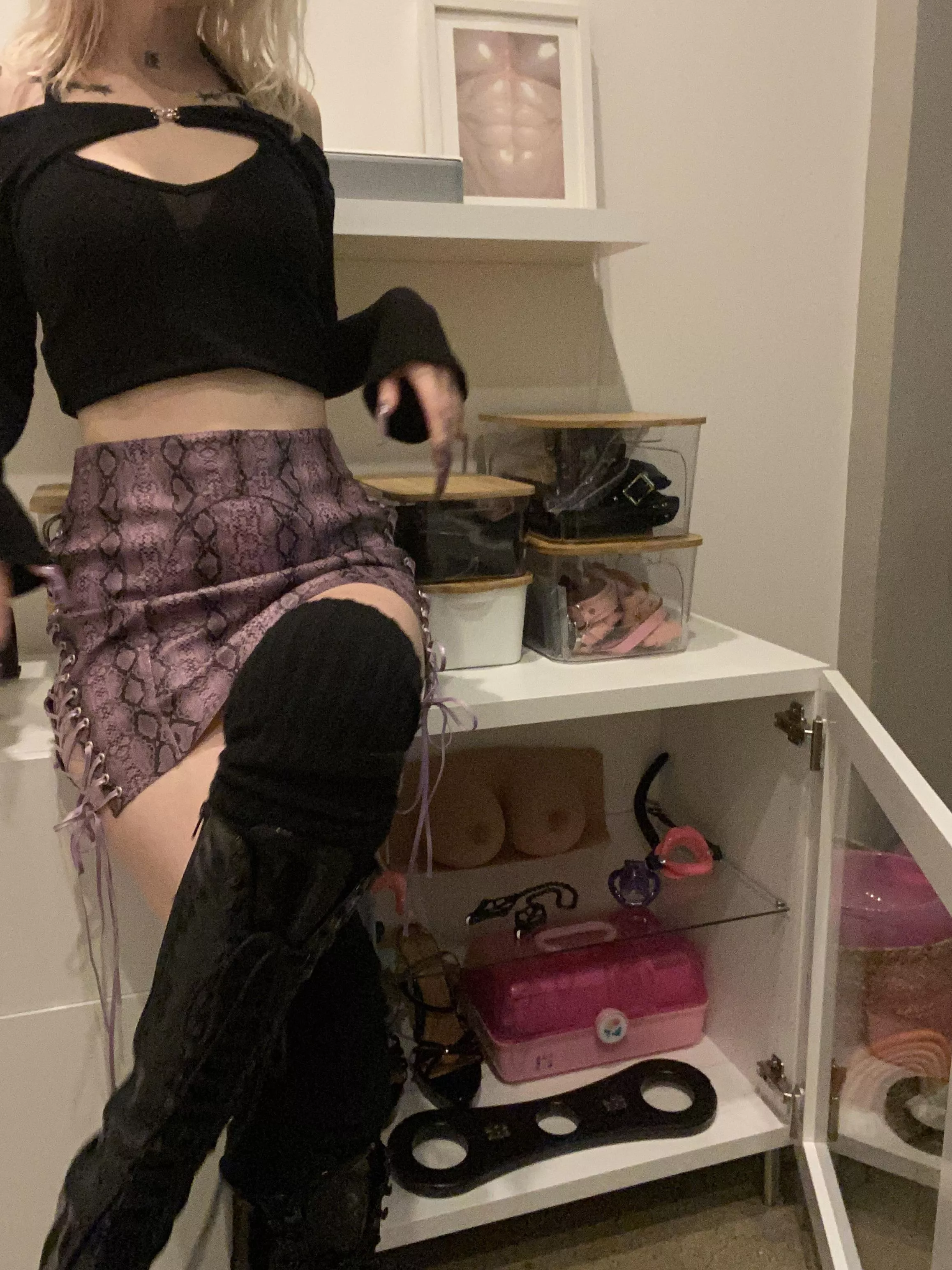 in the mood to bimbofy some sluts [domme]