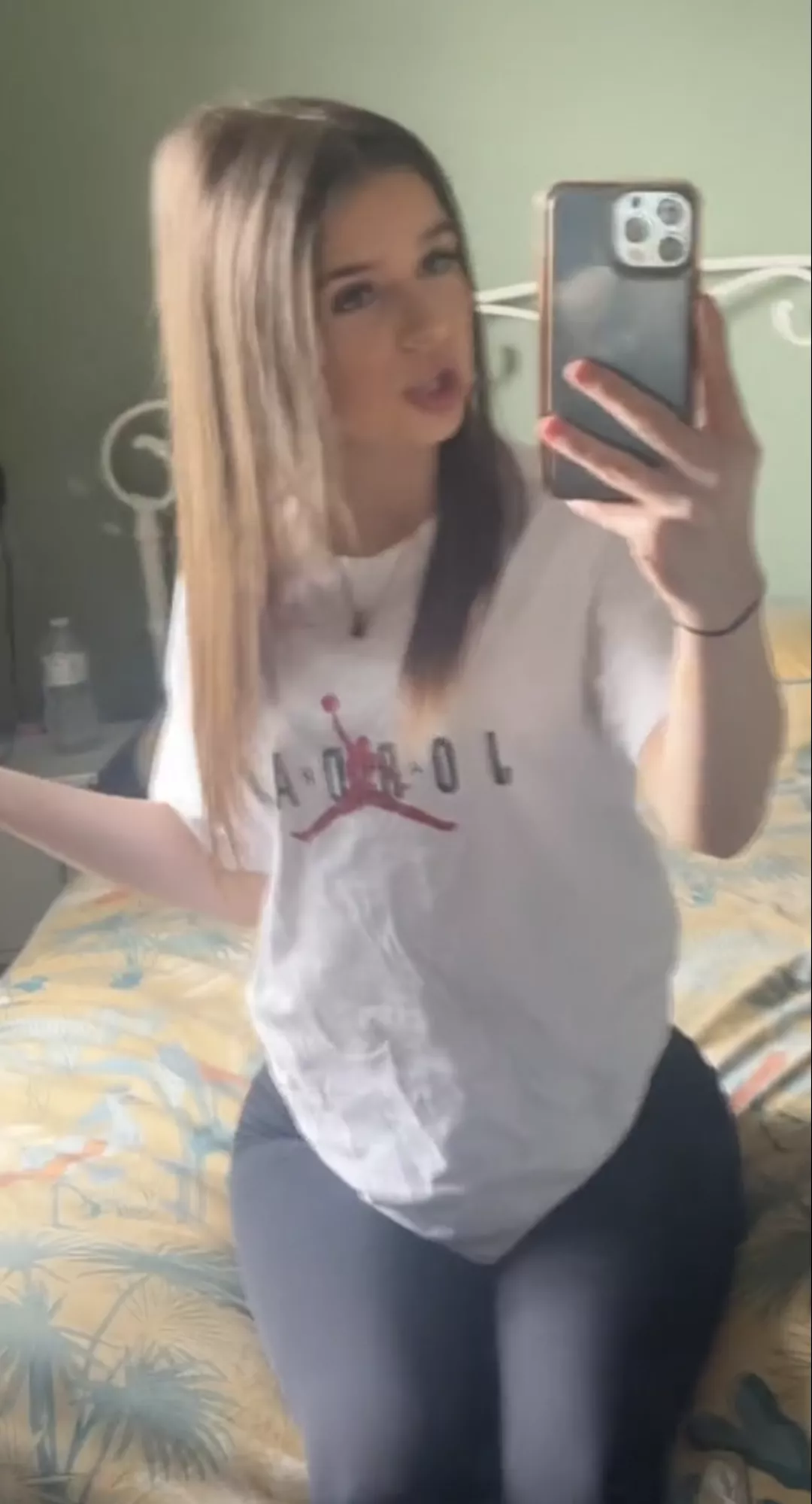 Izzy showing off her thick thighs