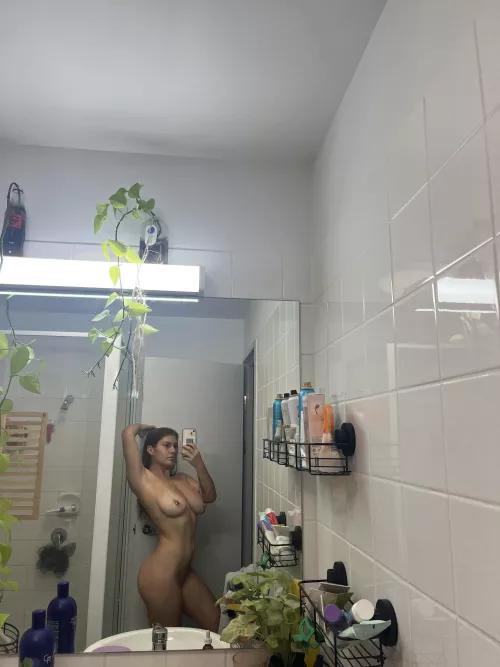 Just some yummy tits waiting for cum to be spilt over them 🥰